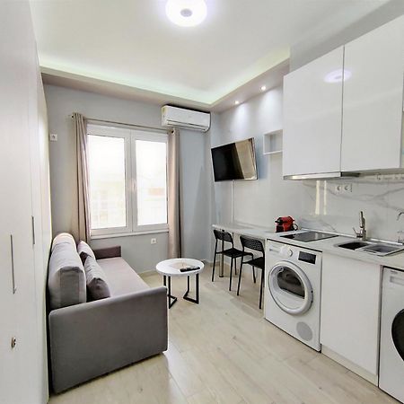 Pretty Petitie Fully Equipped City Center Studio Tesalónica Exterior foto